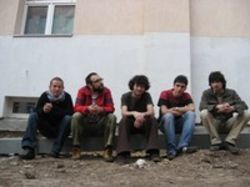 Les Elephantes Bizarres canta in Club Mojo