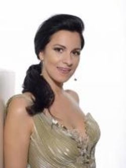 Angela Gheorghiu sarbatorita la Teatrul National