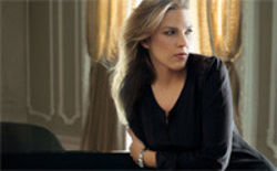 Vrei s-o cunosti personal pe Diana Krall?