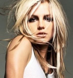 La multi ani, Britney Spears!