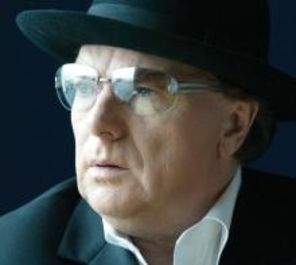 Van Morrison, tatic la 64 de ani!