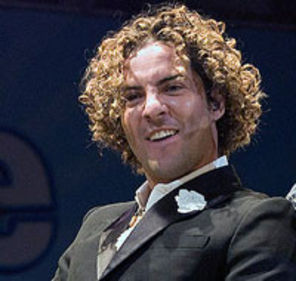 David Bisbal - Imnul Campionatului Mondial de Fotbal 2010 (video)
