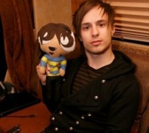 Josh Farro (Paramore) isi lasa colegii balta ca sa se casatoresca