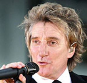 Rod Stewart - decorat de regina Elisabeta