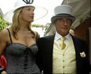 Se insoara Rod Stewart
