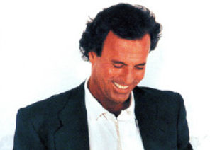 Julio Iglesias in turneu prin Romania
