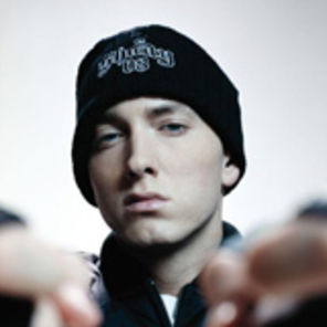 Eminem pune versurile, fanii - muzica
