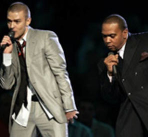 Timbaland si Justin il provoaca pe Prince: `Give It to Me`