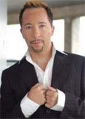 DJ Bobo si `Vampires are alive` starnesc controverse
