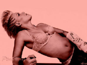 Pink concerteaza la BESTIVAL 2007!