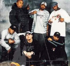 Eminem lanseaza doua albume in 2007