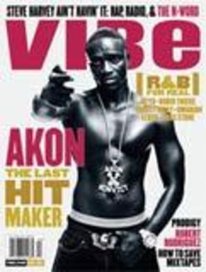 Akon primeste dublu disc de platina