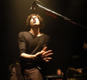 Snow Patrol - cover dupa `Isolation` de John Lennon