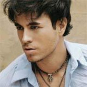 `Insomniac` va fi numele noului LP al lui Enrique Iglesias