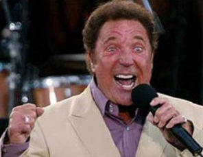 Sir Tom Jones canta in memoria Printesei Diana