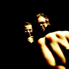Chemical Brothers electrizeaza Orientul Mijlociu cu `Do It Again`