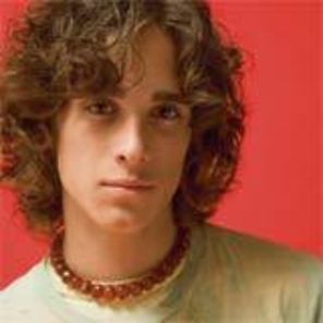 Diego (Rocco din Rebelde) lanseaza primul album solo