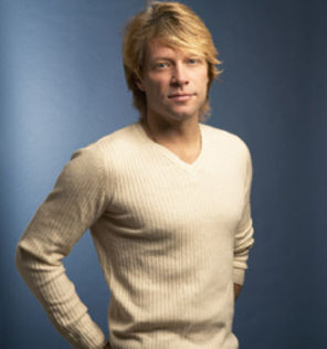 Jon Bon Jovi o apara pe Paris Hilton