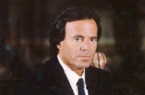 Julio Iglesias: se vand bilete pentru concertul de la Sibiu