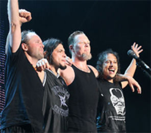 Trupa Metallica e pusa pe joaca
