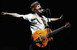 Emir Kusturica a regizat noul clip Manu Chao