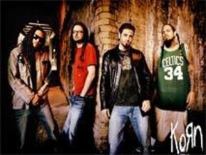 Vezi clipul `Evolution` al trupei Korn pe BestMusic!