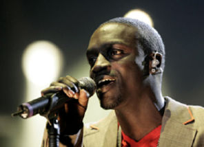 Concert Akon la Mamaia pe 25 august