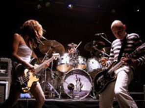 Fan mort in timpul unui concert Smashing Pumkins