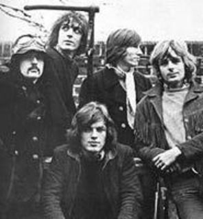 Tobosarul Pink Floyd spera sa-i impace pe Gilmour si Waters