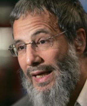 Yusuf Islam canta despre deportare in `Boots and Sand`