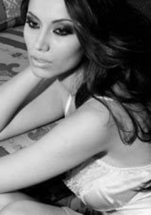 Lili Sandu revine cu `Jump`