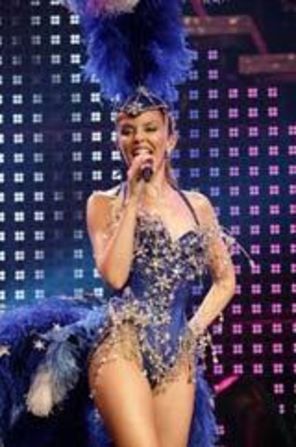 Kylie Minogue si-a anulat turneul de anul viitor