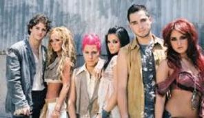 Membrii RBD au fost dati afara dintr-o emisiune radio