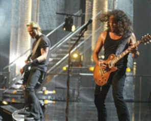 Metallica - un nou single destinat `Rock Band`
