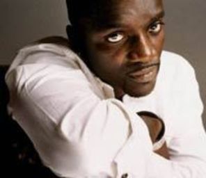 Akon pledeaza nevinovat