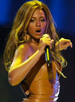 `Irreplaceable` (Beyonce), single-ul anului in Billboard