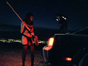 Kanye West creaza controverse cu `Flashing Lights`