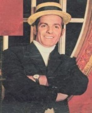 Stefan Banica jr. reclama vanzarea neautorizata a unui DVD cu tatal sau