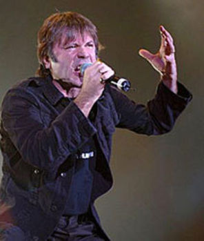 Solistul Iron Maiden debuteaza  la Cannes cu un film de groaza