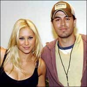 Enrique Iglesias asteapta barza?