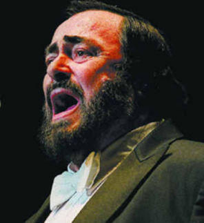 Pavarotti a facut playback in ultimul sau concert