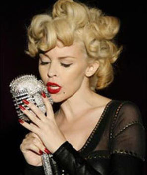 Kylie Minogue, onorata in Franta