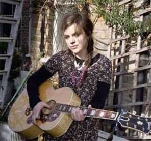 Amy Macdonald, pe scena alaturi de legendara trupa The Who
