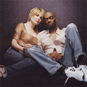 Maxi Jazz si Sister Bliss la Bucuresti cu Faithless DJ Set