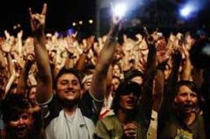 B'ESTFEST intra pe ultima suta de metri
