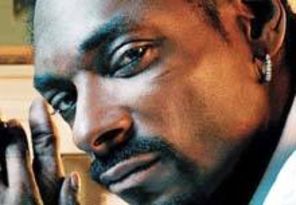 Snoop Dogg - inclus pe un album de remixuri Johhny Cash