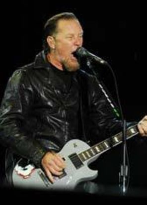 Inregistrarea live a concertului Metallica la Bucuresti - disponibila online