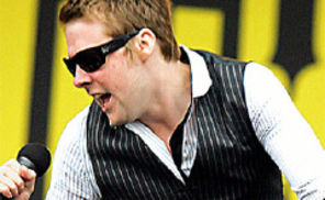 Interviu Ricky Wilson (Kaiser Chiefs): Imi place sa cant pentru un public virgin