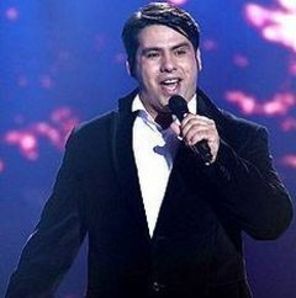 Costel Busuioc isi lanseaza albumul de debut