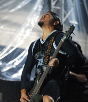 Albumul Metallica `Death Magnetic`, number one in 18 tari